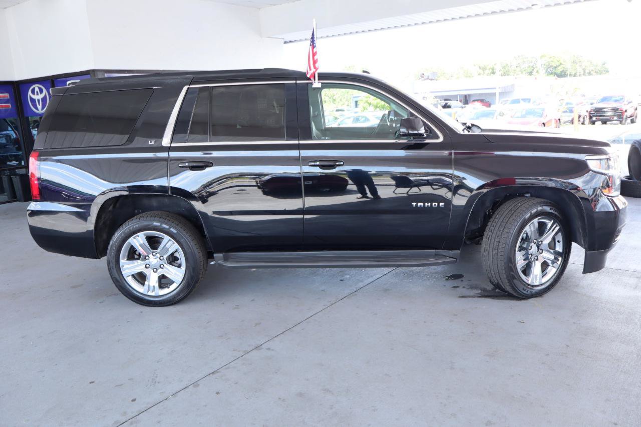 Used 2016 Chevrolet Tahoe LT w/ Luxury Package RWD image 4
