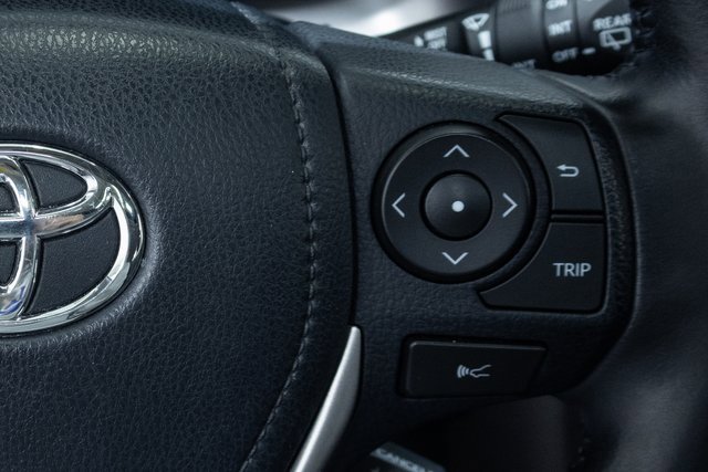 Used 2017 Toyota RAV4 Limited image 15