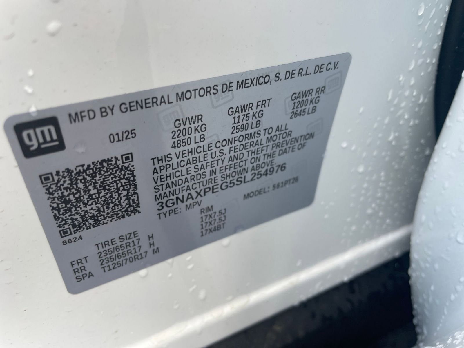 Used 2025 Chevrolet Equinox LT image 24