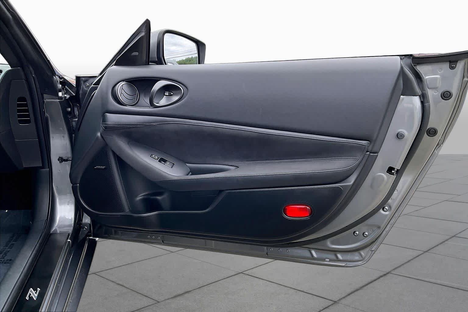 Used 2024 Nissan Z Performance w/ Floor Mat Package RWD image 19