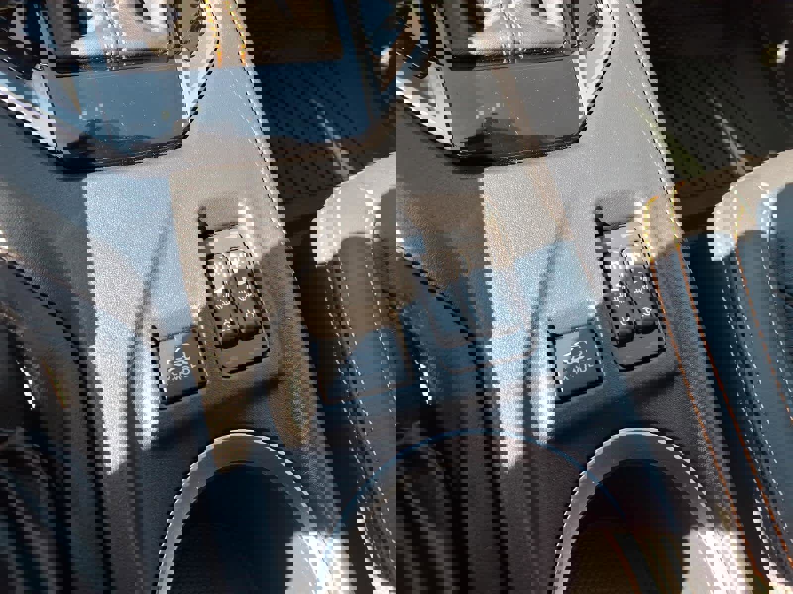 Used 2018 Subaru Crosstrek 2.0i Limited image 25