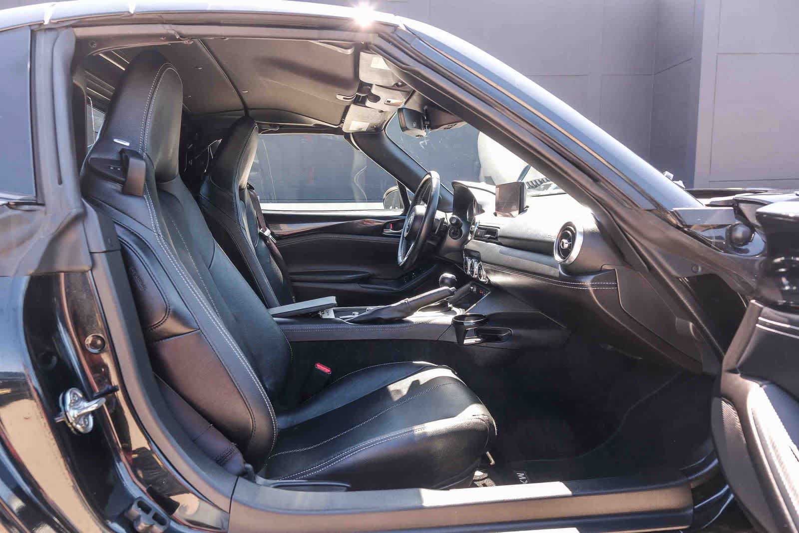Used 2025 MAZDA MX-5 Miata RF Grand Touring RWD image 13