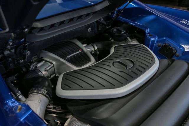 Used 2013 McLaren MP4-12C Spider image 37