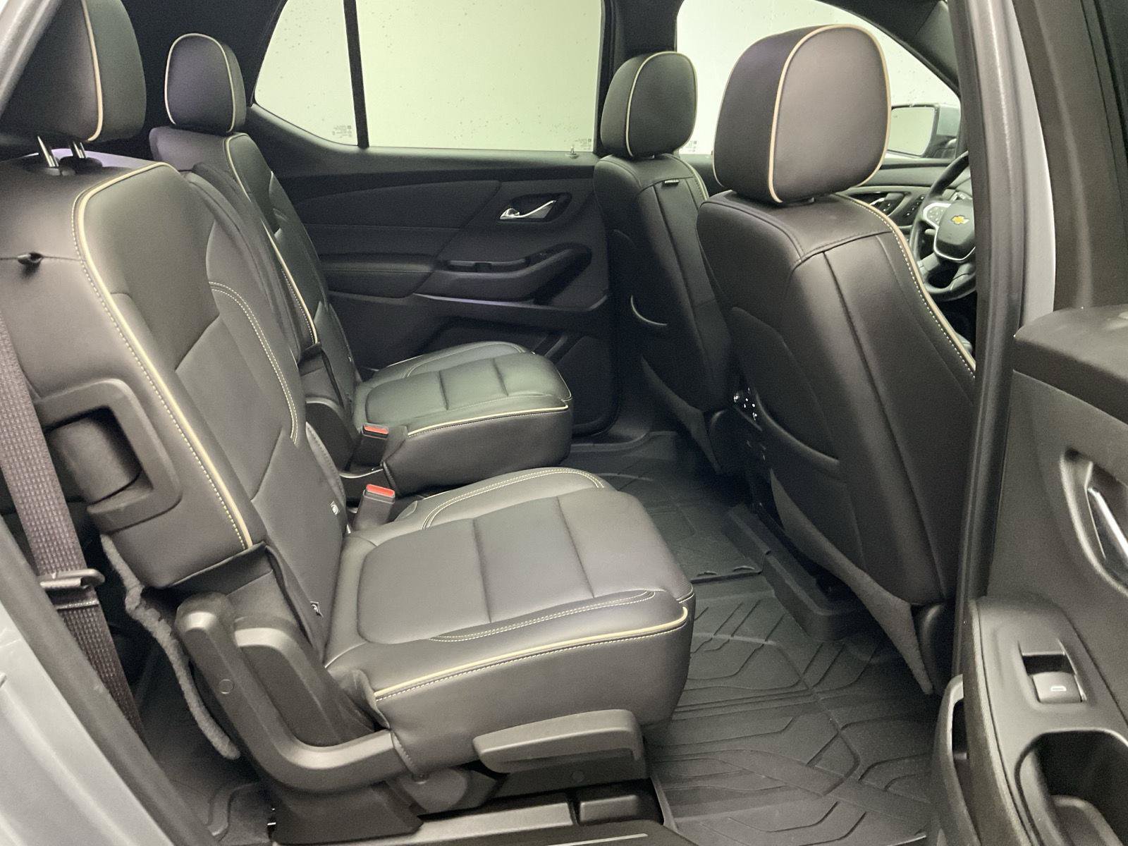 Certified 2023 Chevrolet Traverse Premier w/ LPO, Floor Liner Package FWD image 29