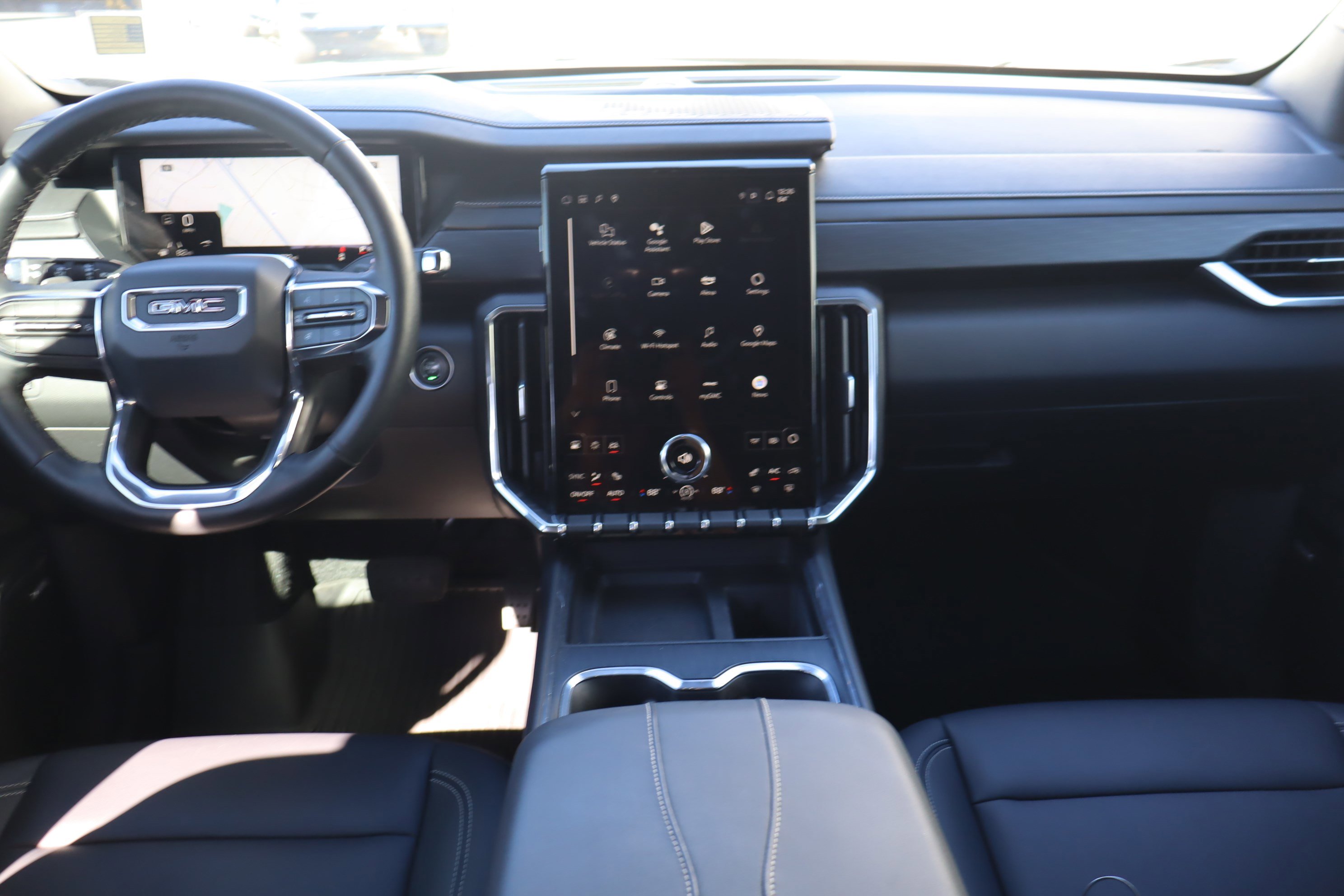 Used 2024 GMC Acadia Elevation w/ Black Edition image 14