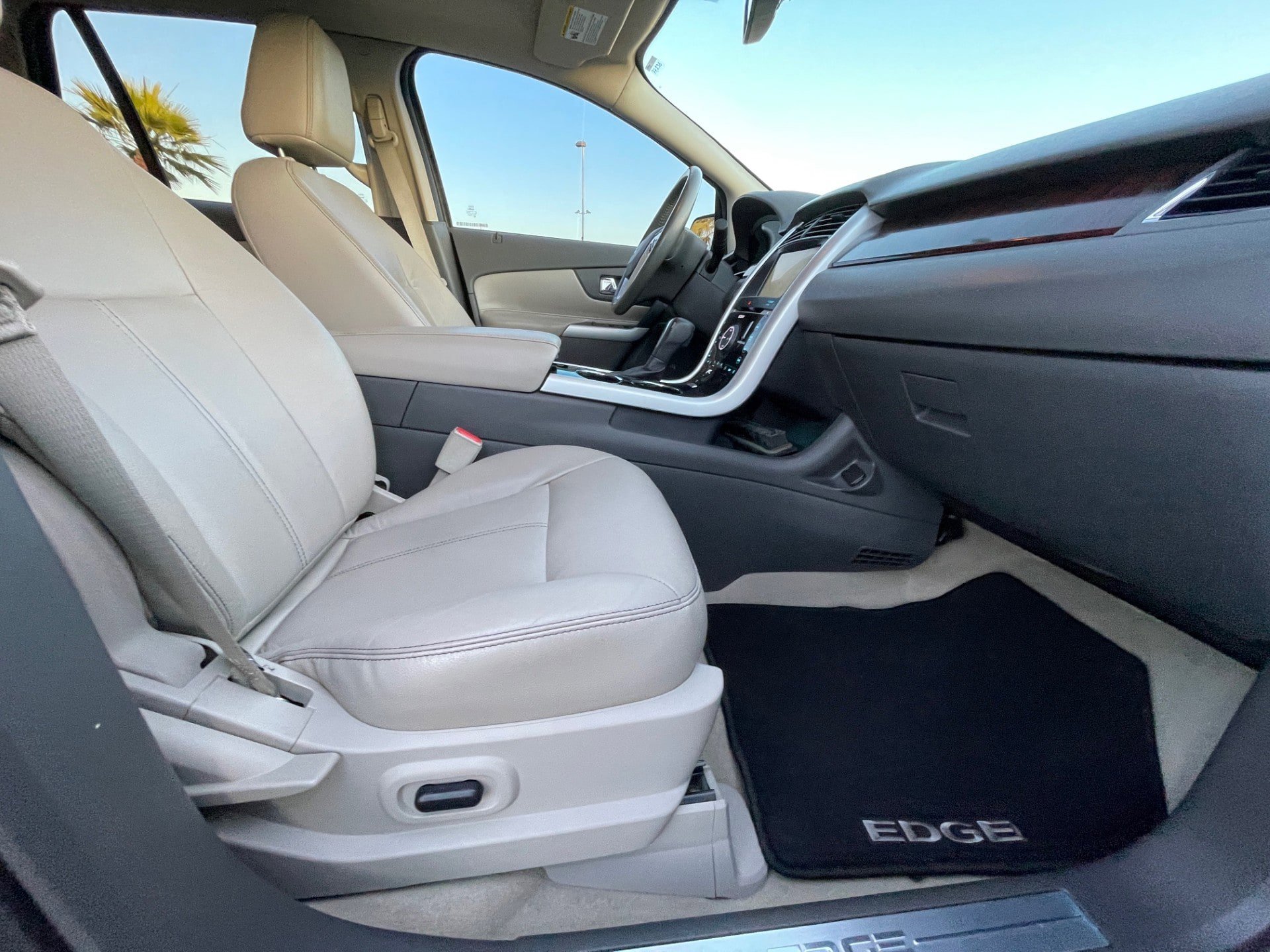 Used 2011 Ford Edge Limited w/ 302A Rapid Spec Order Code FWD image 30