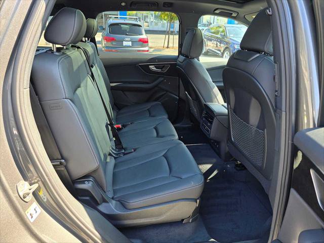 Used 2025 Audi Q7 2.0T Premium w/ Convenience Package image 12