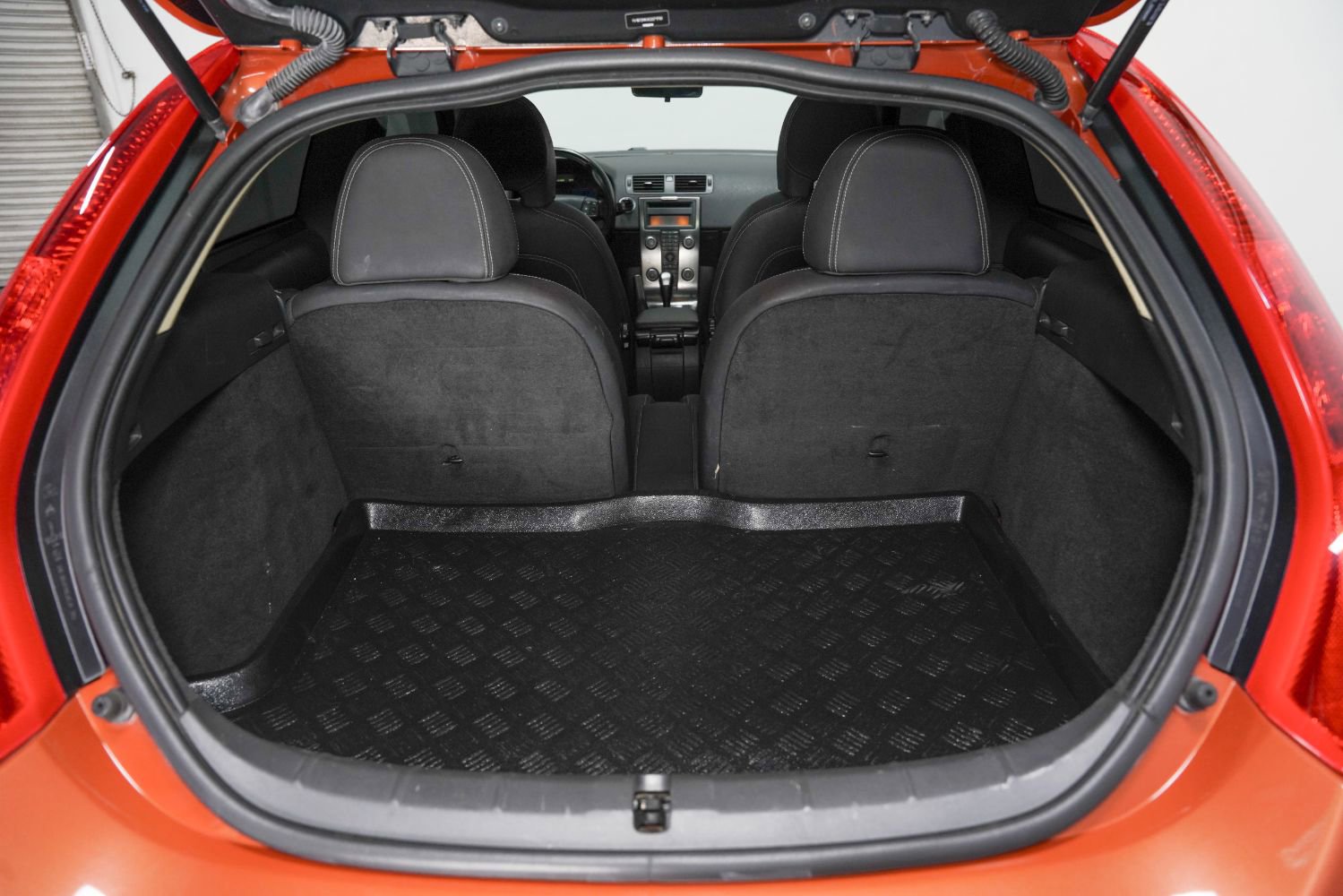 Used 2012 Volvo C30 T5 R-Design FWD image 42