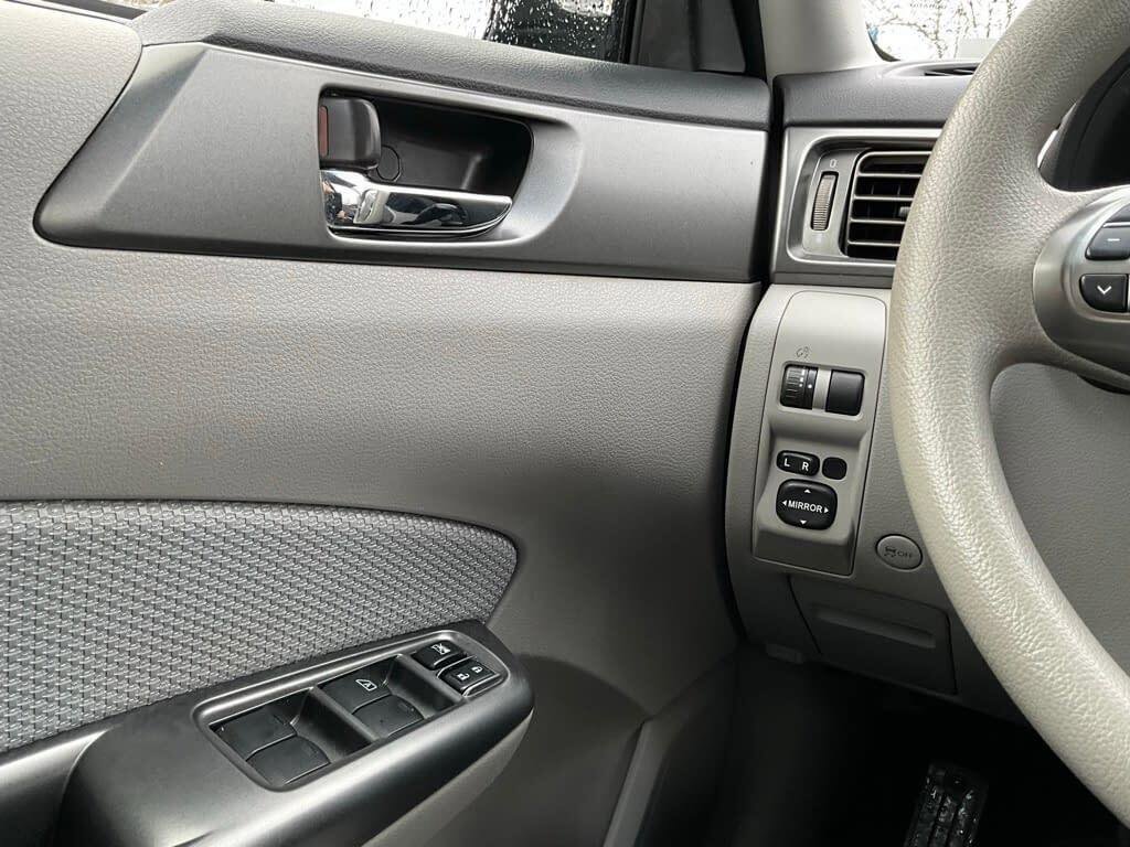 Used 2012 Subaru Forester 2.5X Premium w/ All-Weather Pkg image 21