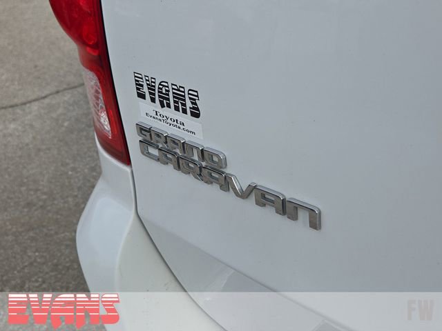 Used 2019 Dodge Grand Caravan SXT image 4