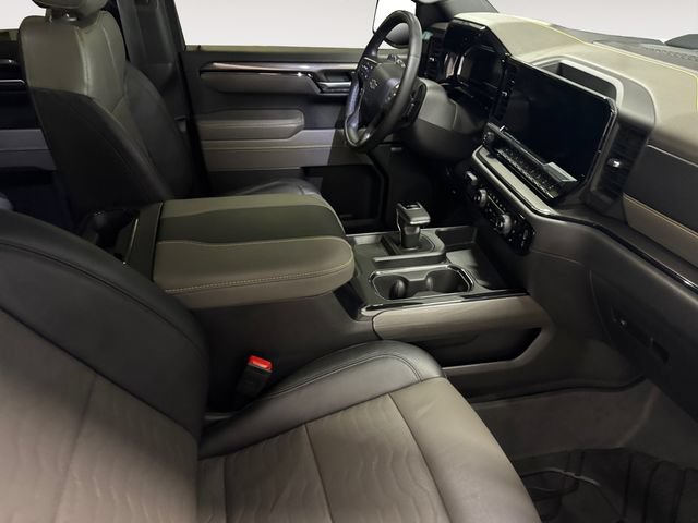 Used 2023 Chevrolet Silverado 1500 ZR2 w/ LPO, Dark Essentials Package AWD/4WD image 4