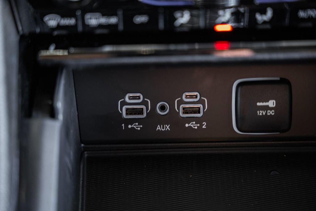 New 2025 Jeep Grand Cherokee Overland w/ Adv Protech Group III image 25