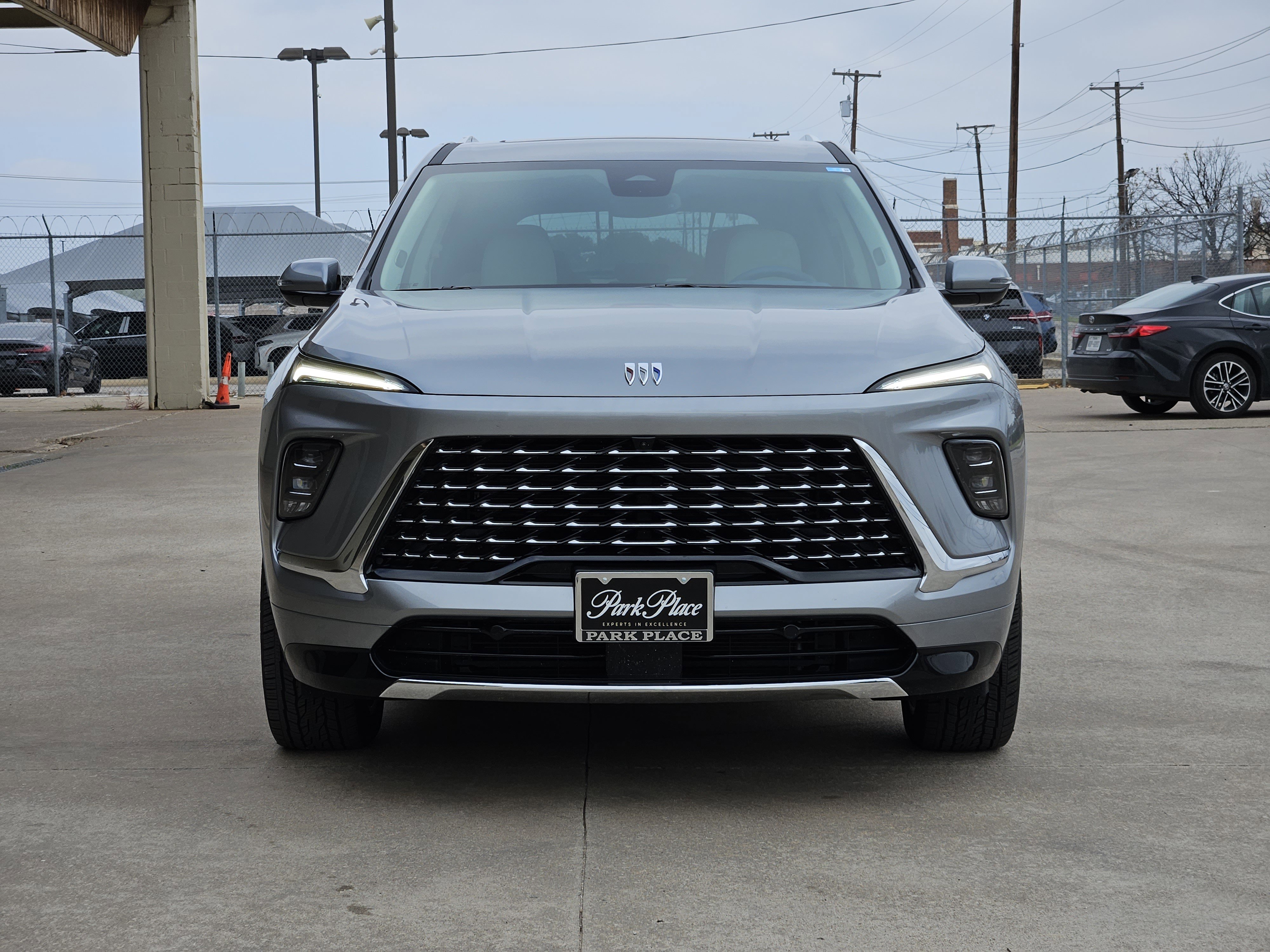 Used 2025 Buick Enclave Avenir w/ Trailering Package, 5000 lbs. image 6