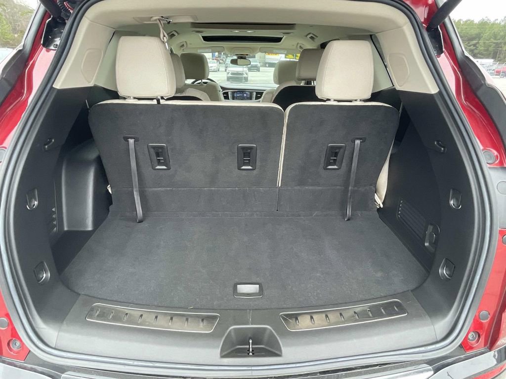 Used 2022 Buick Enclave Essence w/ Experience Buick Package image 11