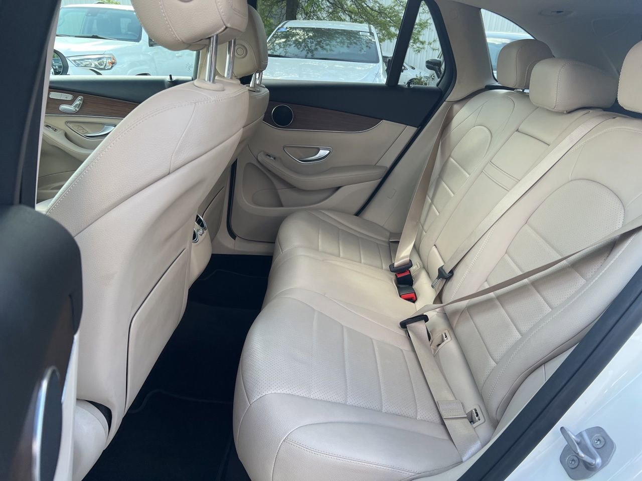 Used 2021 Mercedes-Benz GLC 300 image 18