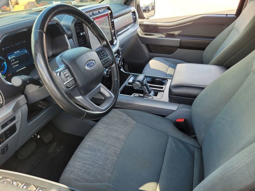 Used 2023 Ford F150 Lightning XLT AWD/4WD image 3