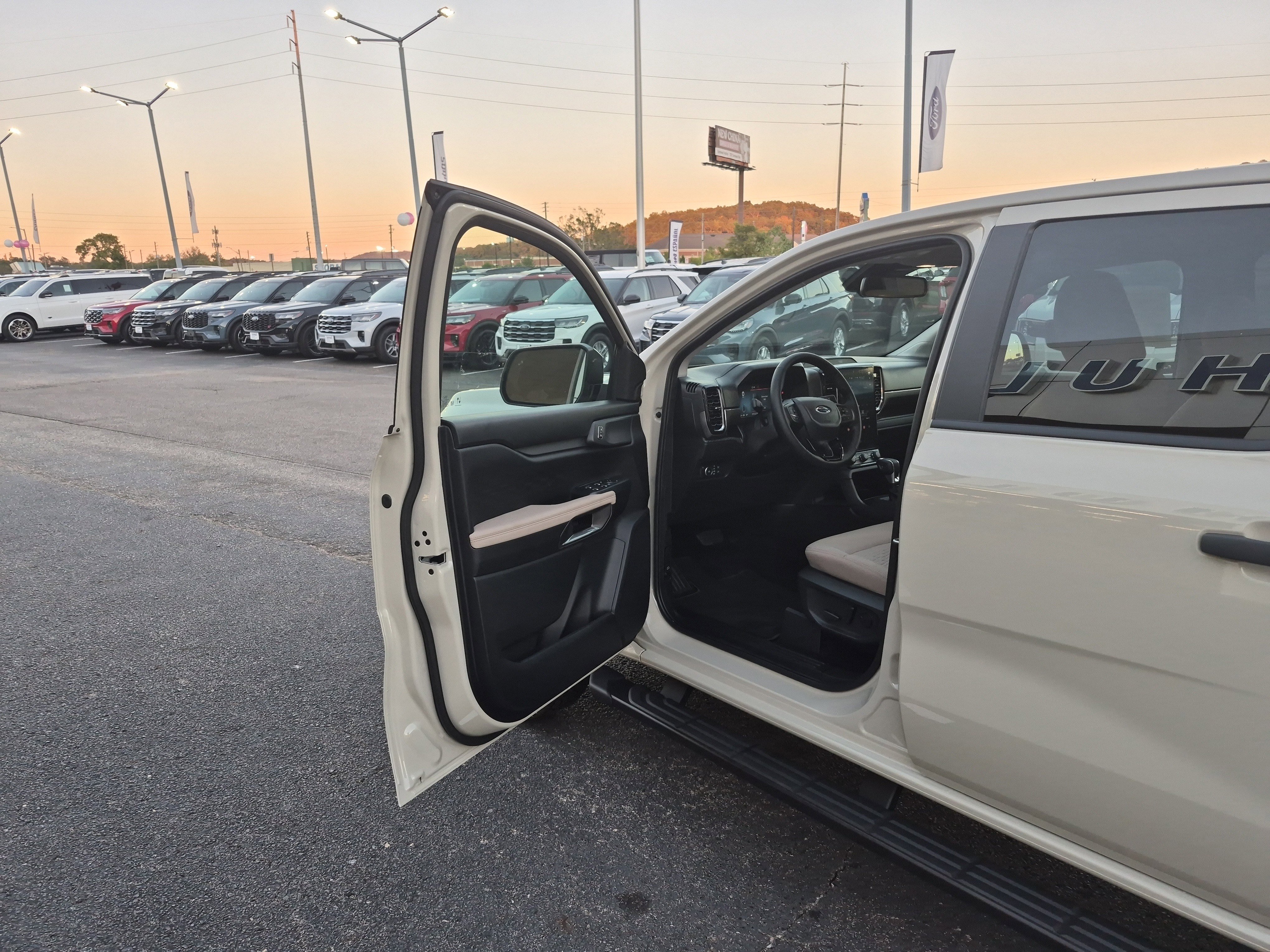 New 2025 Ford Ranger XLT w/ Equipment Group 301A High image 11