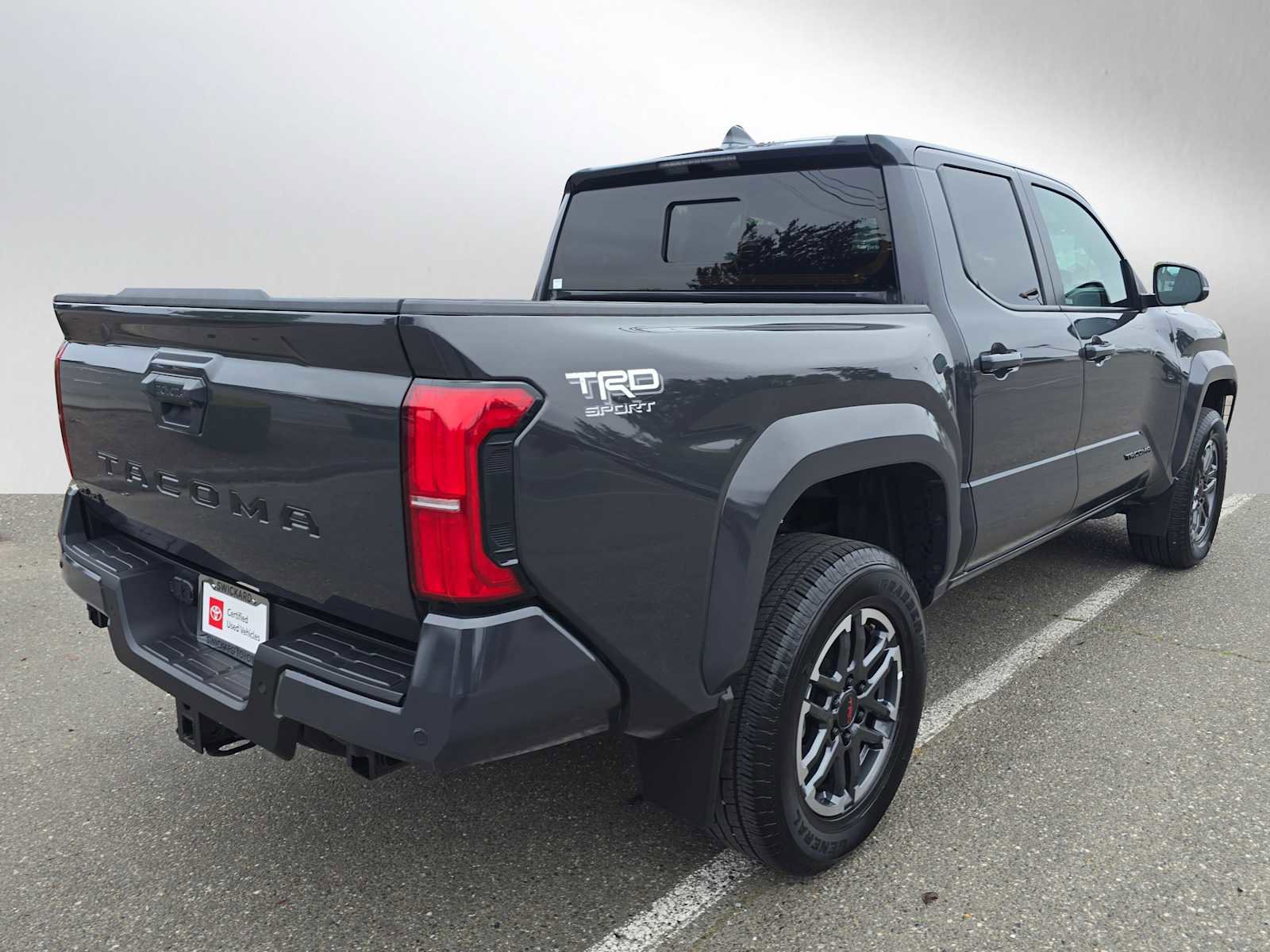 Certified 2024 Toyota Tacoma TRD Sport w/ TRD Sport Upgrade Package AWD/4WD image 3