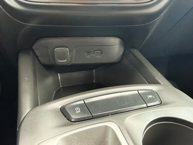 Used 2024 Chevrolet Trax LS w/ LS Convenience Package FWD image 16