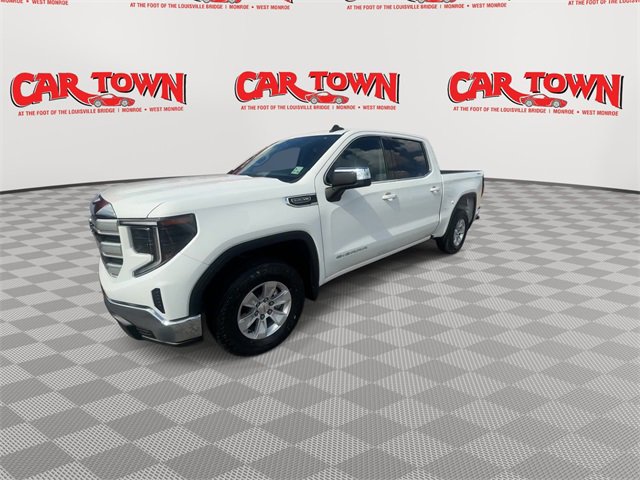 Used 2023 GMC Sierra 1500 SLE image 4