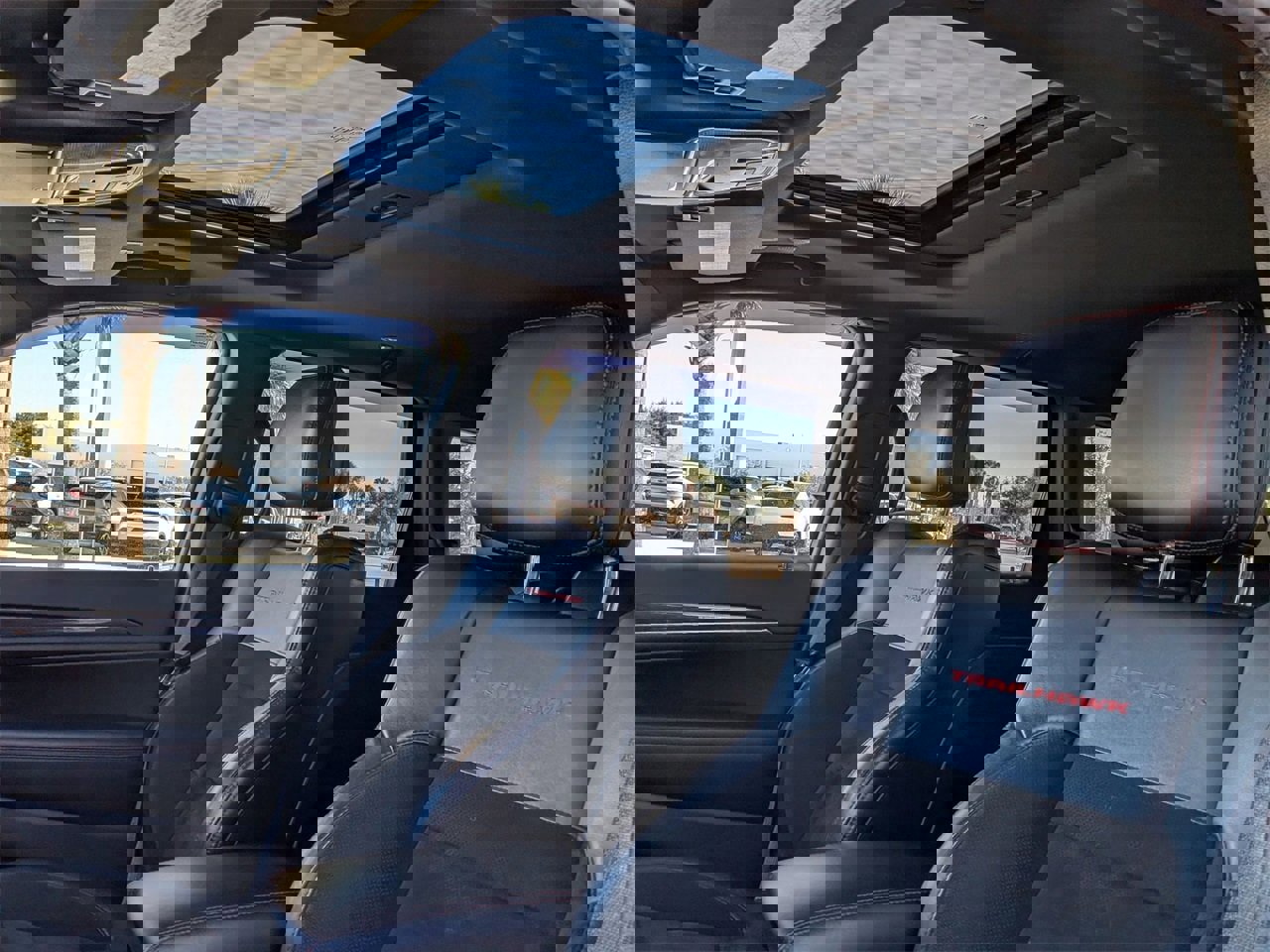 Used 2021 Jeep Grand Cherokee Trailhawk w/ Premium Lighting Group image 19