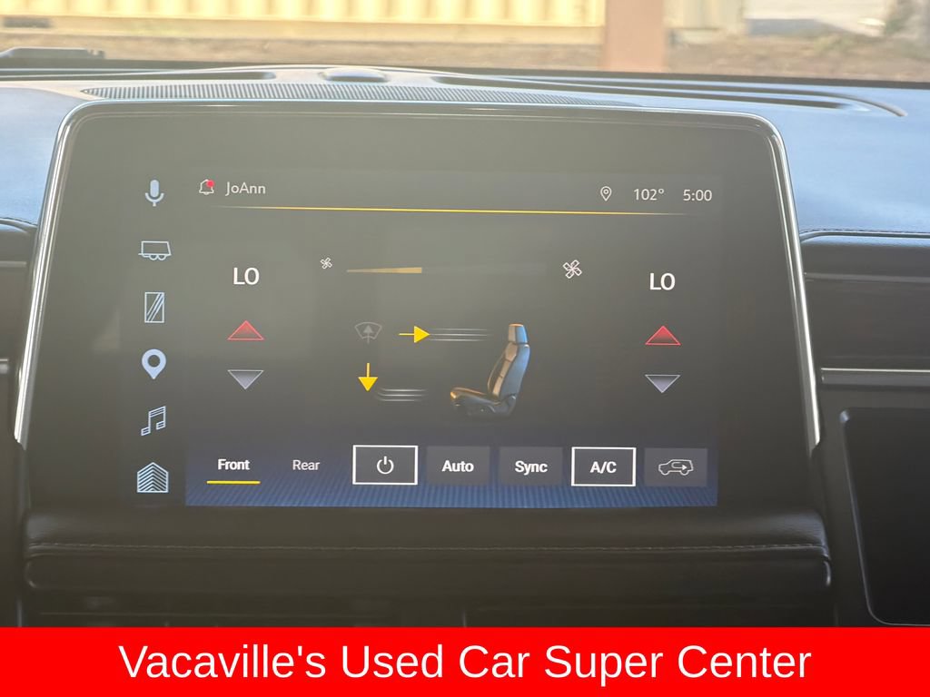 Used 2024 Chevrolet Tahoe High Country AWD/4WD image 19