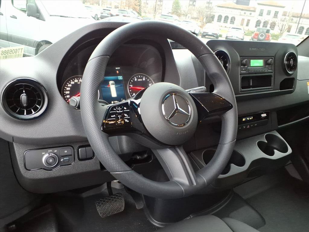 Used 2026 Mercedes-Benz Sprinter 2500 image 15