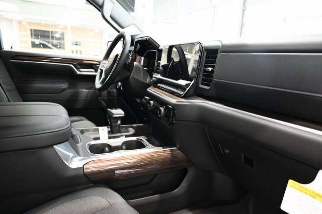 New 2026 Chevrolet Silverado 1500 LT image 16