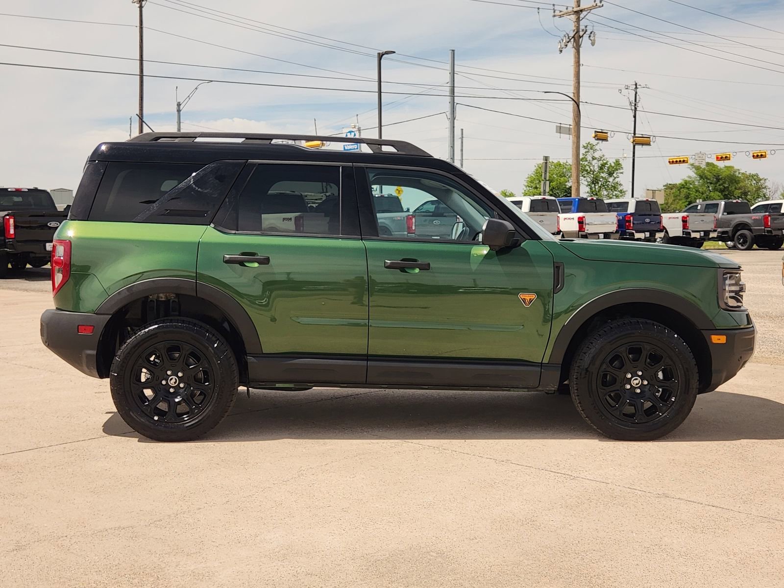 Used 2025 Ford Bronco Sport Badlands image 7