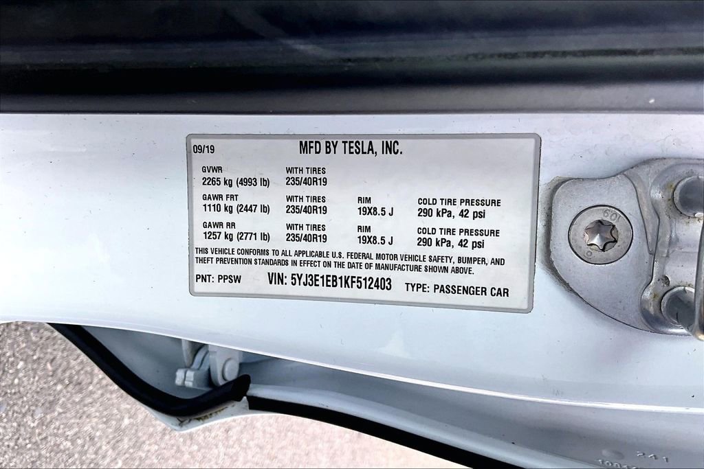 Used 2019 Tesla Model 3 Long Range image 31