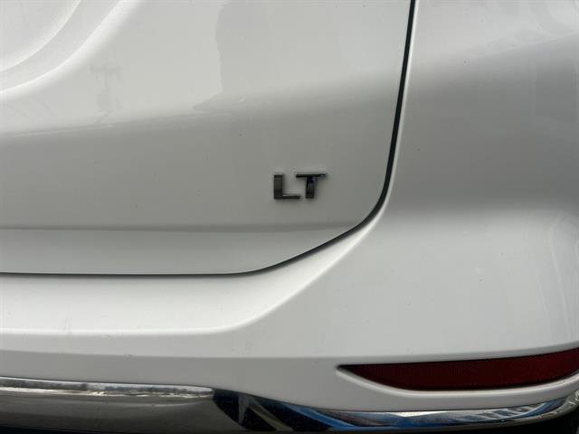 Certified 2019 Chevrolet Equinox LT w/ Sun & Navigation Package image 39