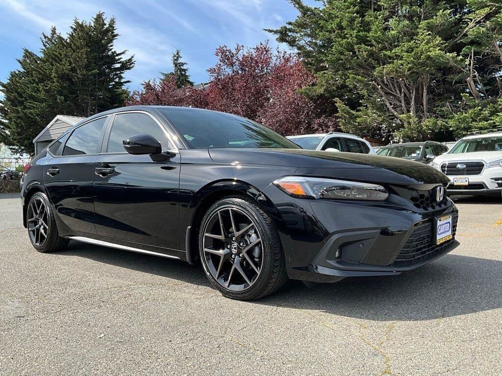 Used 2024 Honda Civic Sport Touring image 2