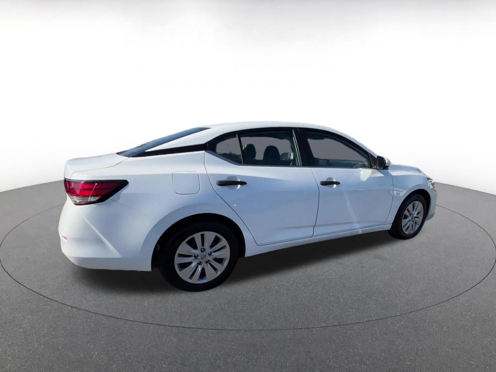 Used 2025 Nissan Sentra S FWD image 14