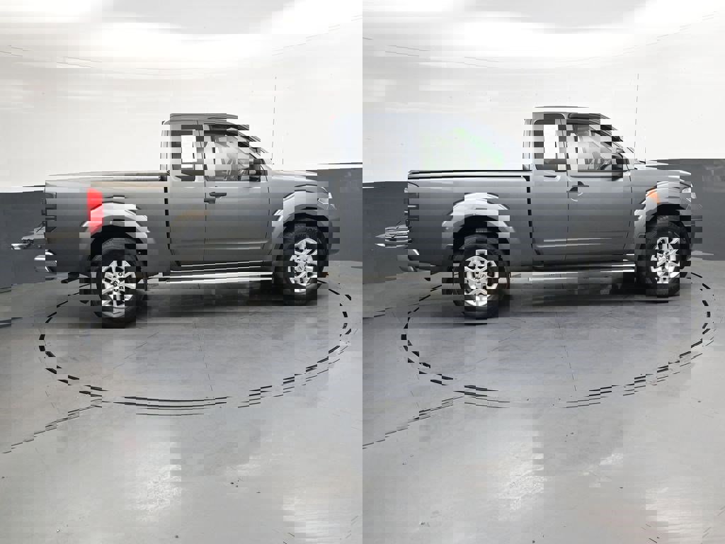 Used 2018 Nissan Frontier SV image 37