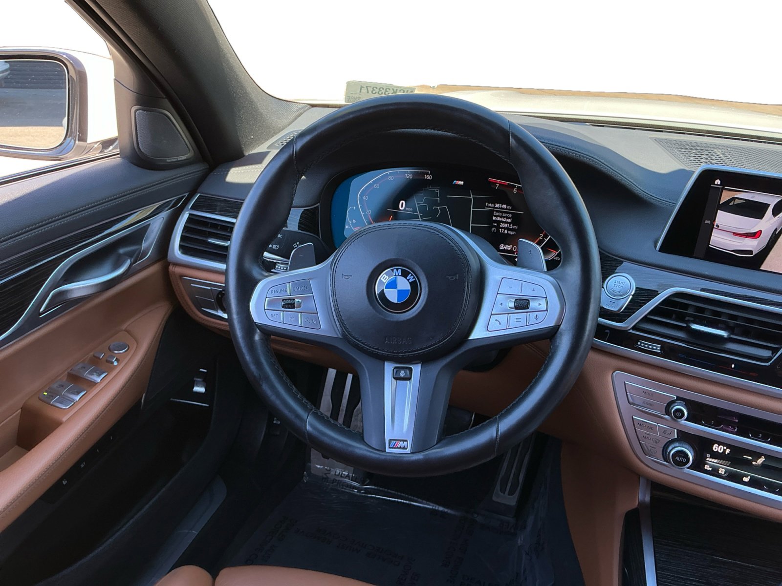 Used 2022 BMW 740i w/ M Sport Package RWD image 11