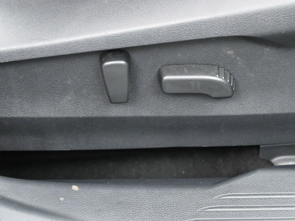 Used 2020 Subaru Outback Touring image 37