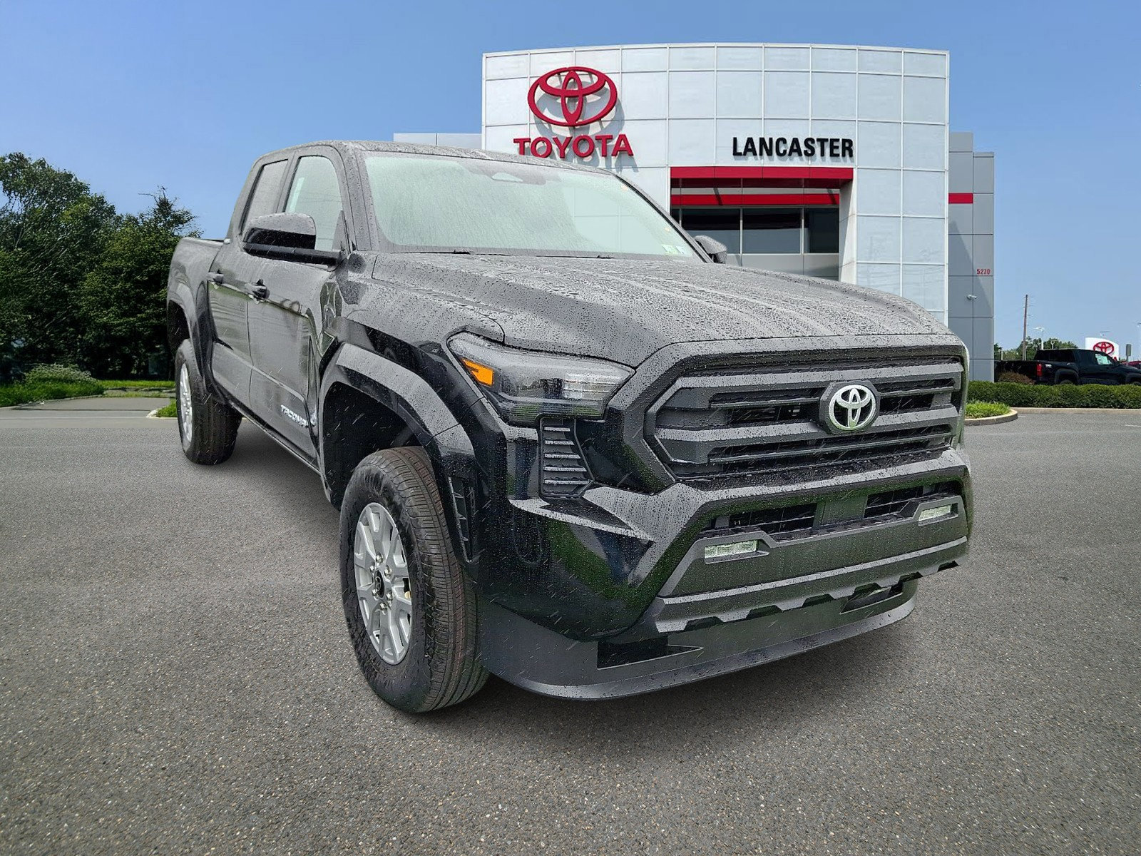 New 2025 Toyota Tacoma SR5