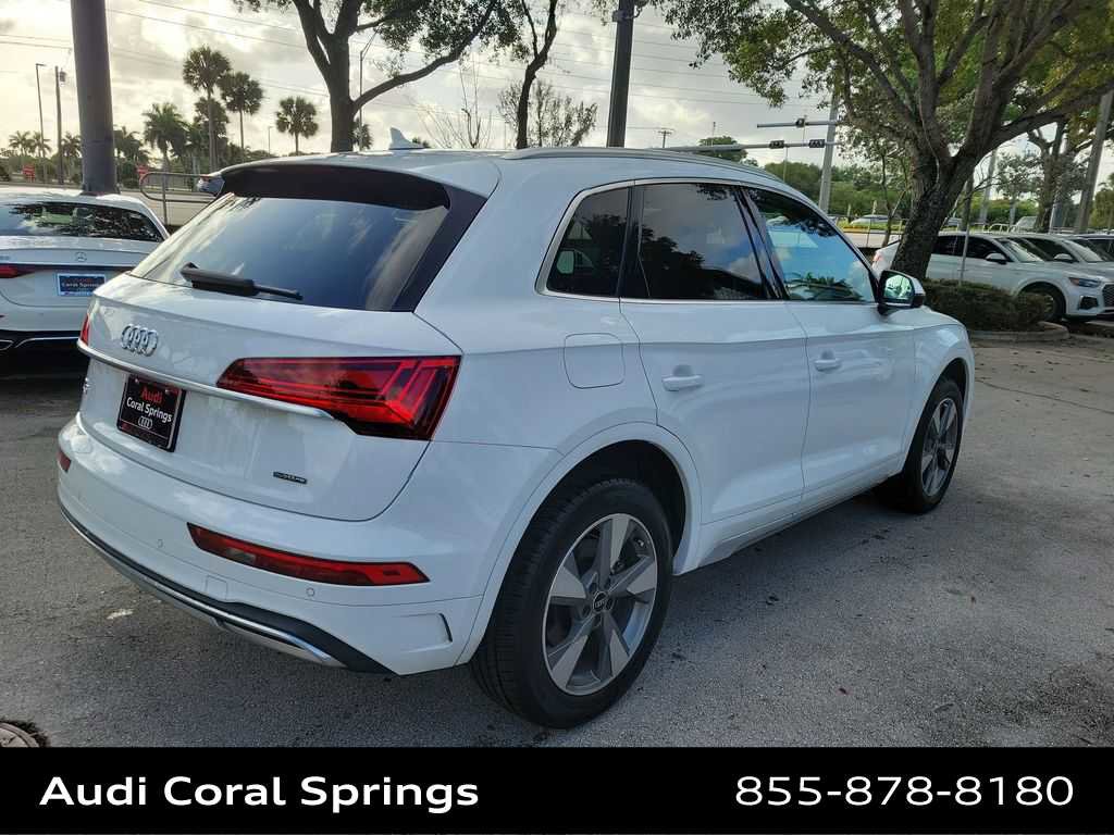 Certified 2023 Audi Q5 2.0T Premium w/ Convenience Package image 8