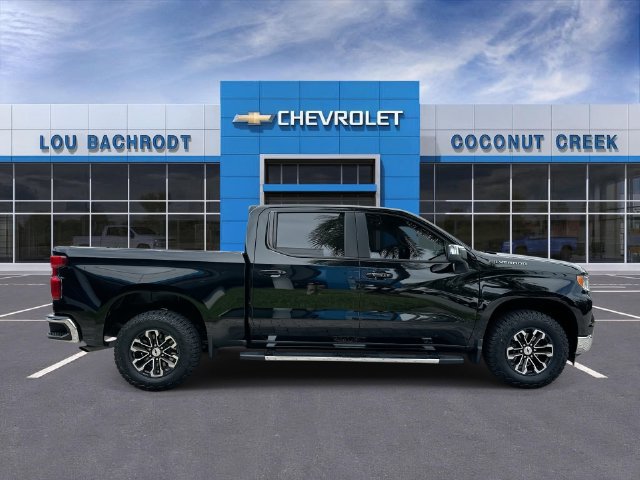 Used 2023 Chevrolet Silverado 1500 LT RWD image 9