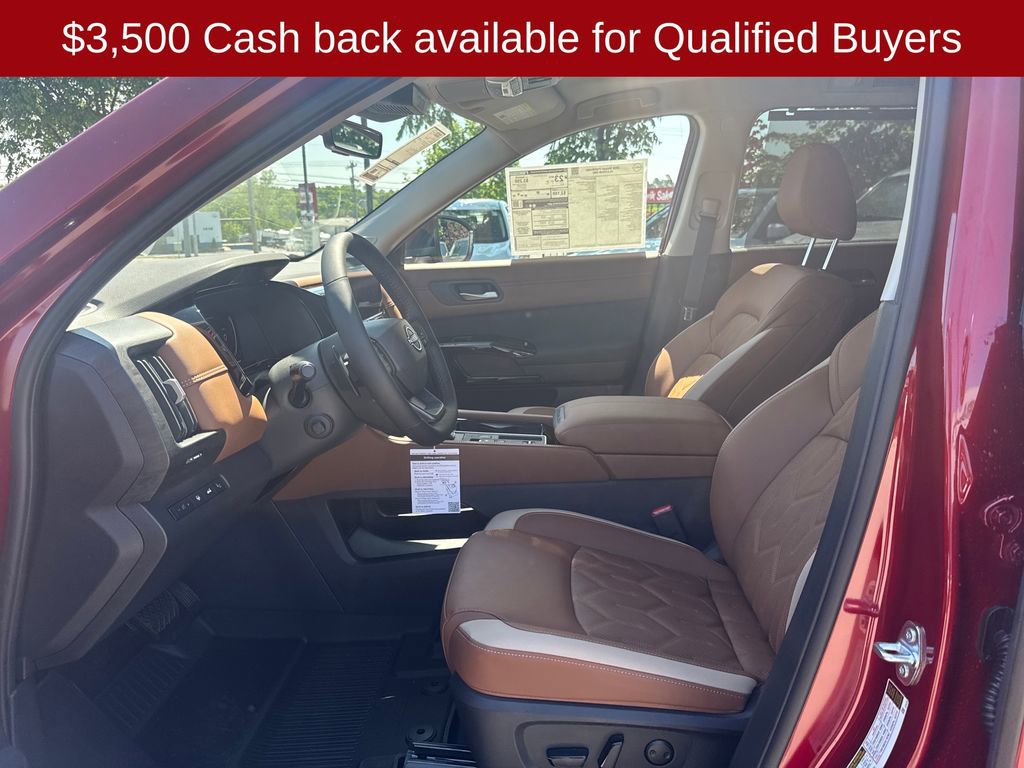 New 2026 Nissan Pathfinder Platinum w/ Cargo Package image 11