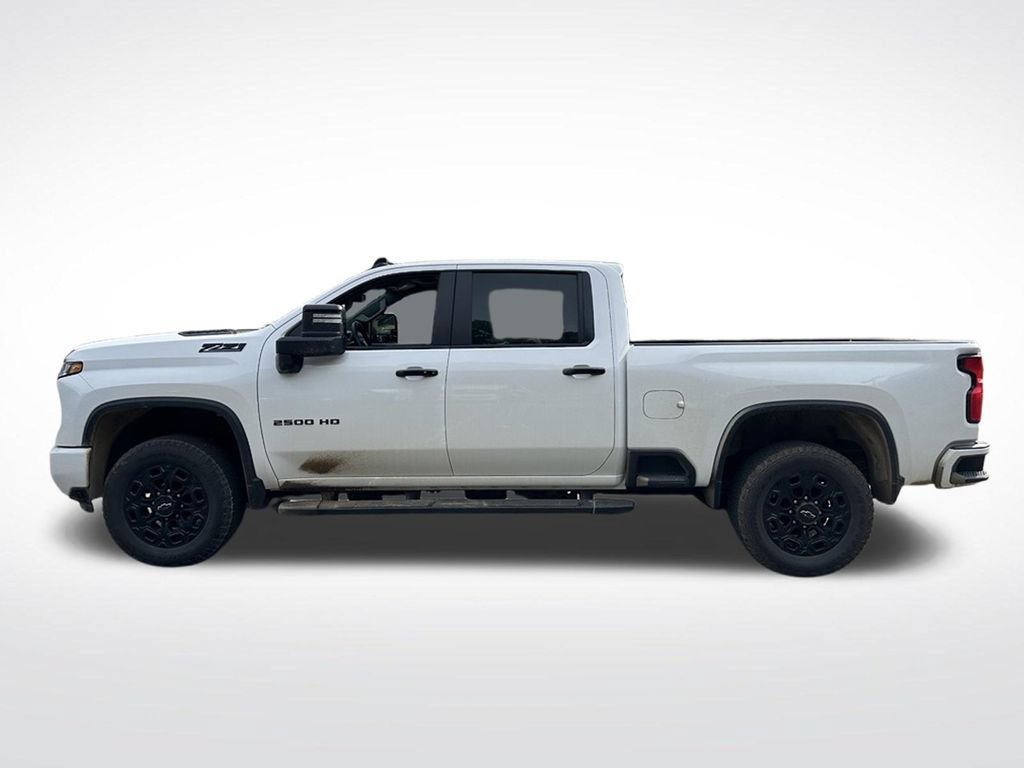Used 2024 Chevrolet Silverado 2500 LT w/ Z71 Sport Edition AWD/4WD image 2