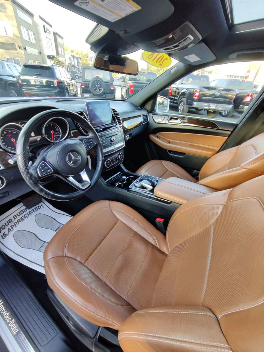 Used 2018 Mercedes-Benz GLS 450 GLS 450 4MATIC Sport Utility 4 w/ Premium Package image 18