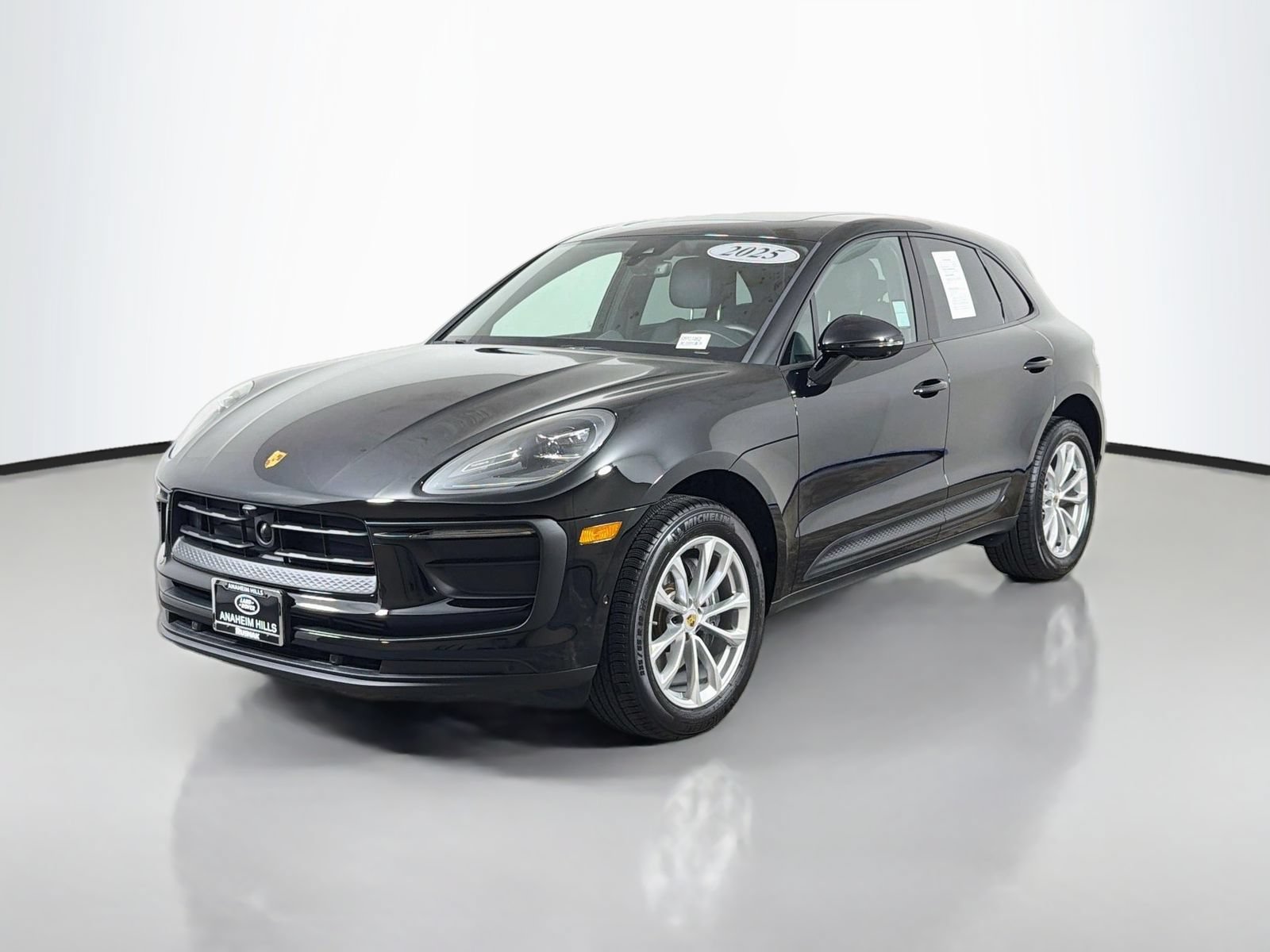 Used 2025 Porsche Macan