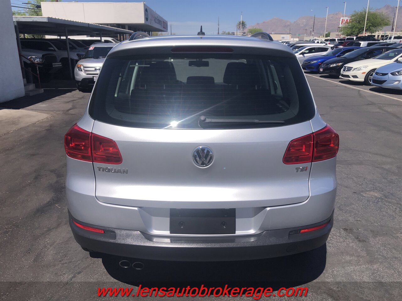 Used 2016 Volkswagen Tiguan S image 7