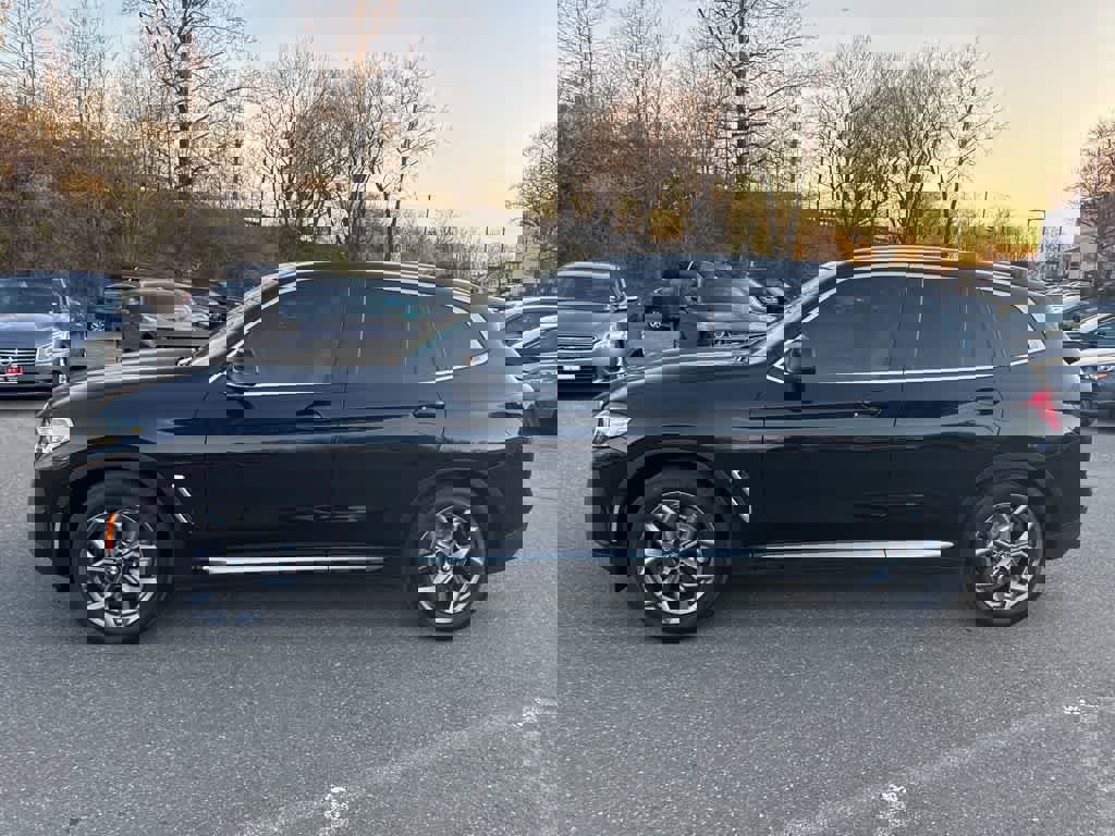 Used 2024 BMW X3 xDrive30i w/ Convenience Package w/ZPA video 2