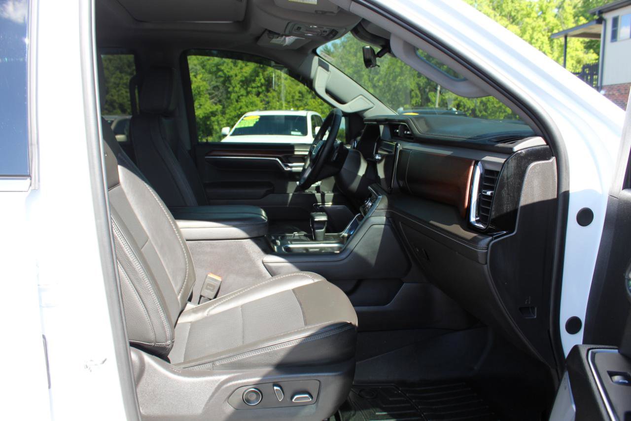 Used 2024 GMC Sierra 1500 Denali w/ Denali Reserve Package AWD/4WD image 11