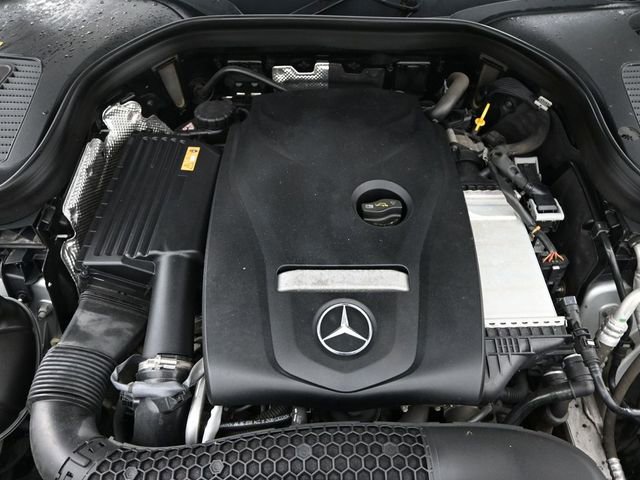 Used 2016 Mercedes-Benz GLC 300 w/ Premium Package image 20
