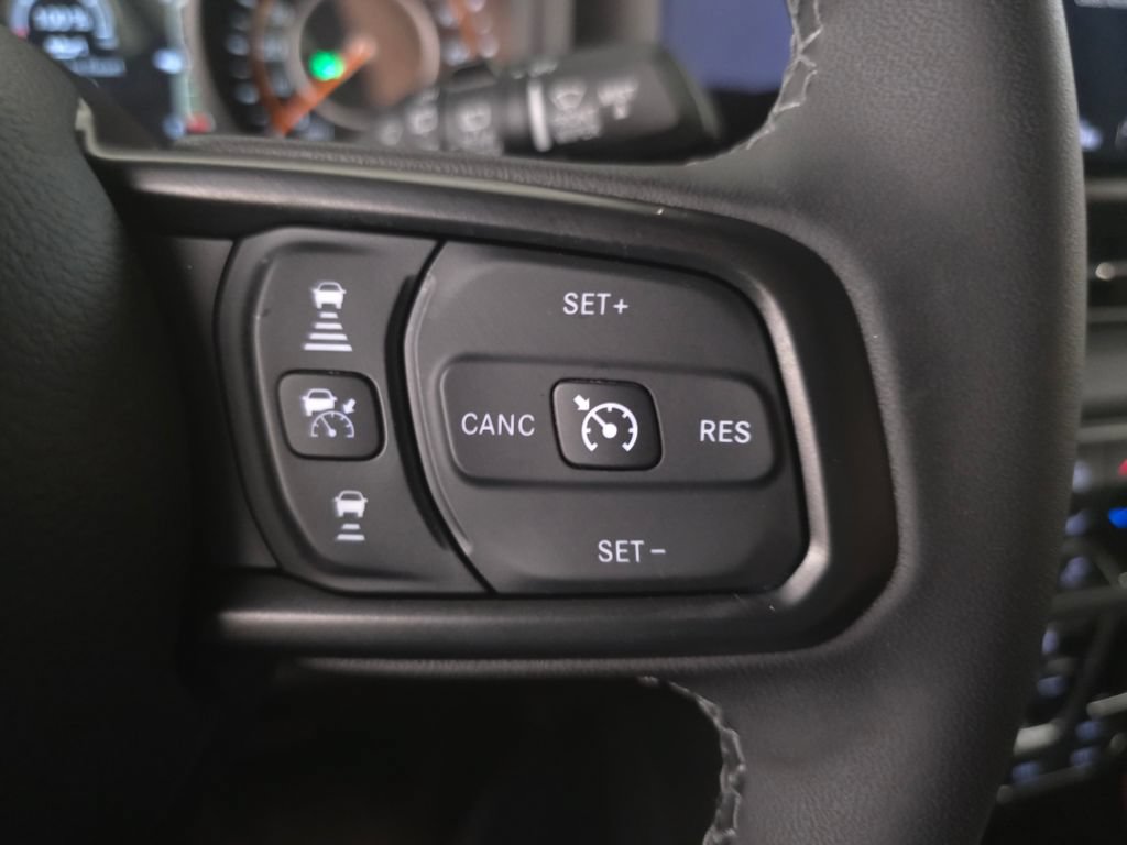 Used 2026 Jeep Wrangler Unlimited Rubicon AWD/4WD image 21