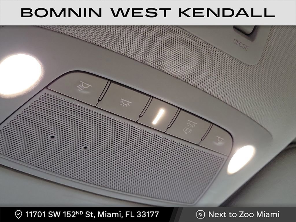 Used 2020 Nissan Murano SL image 24