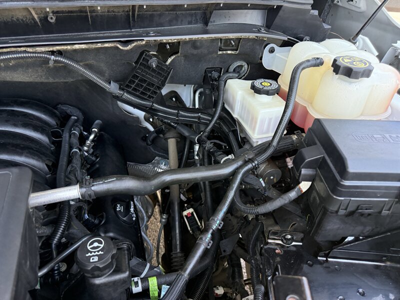 Used 2022 GMC Sierra 3500 Pro w/ Convenience Package RWD image 45